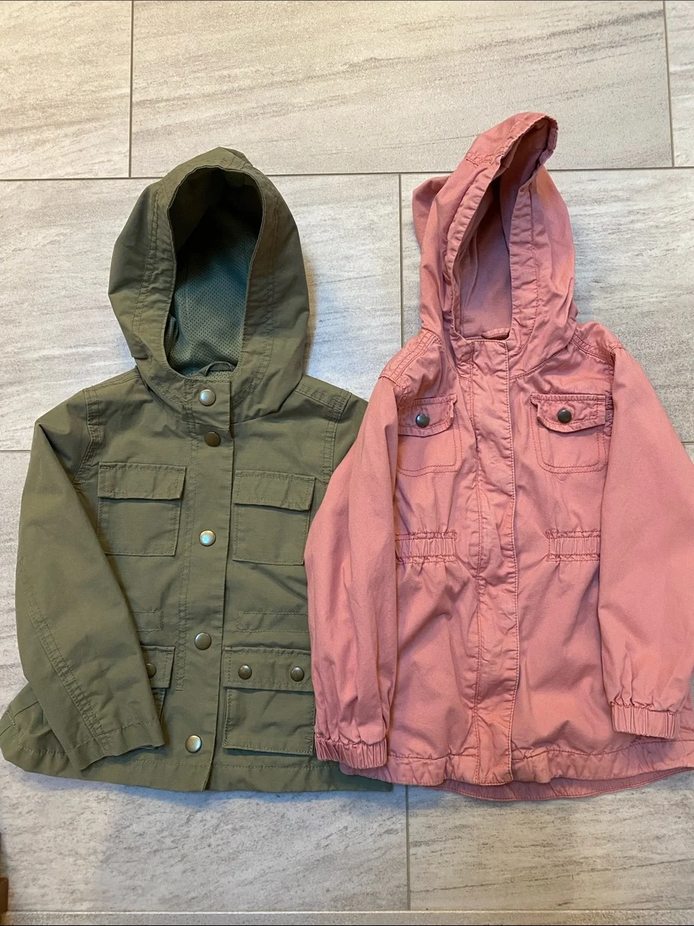Old Navy Kids Hooded Jacket Bundle  in Olive Green & Dusty Pink Size 5T